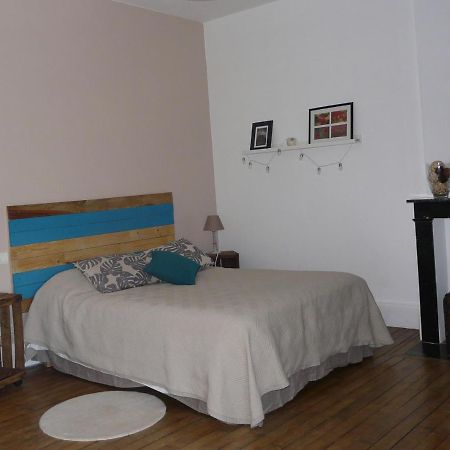 Bed and Breakfast La Pie Grieche Lucquy Exterior foto